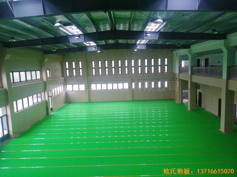 �Ϻ��ζ��^(q��)���С�W(xu��)�\�ӵذ尲�b����