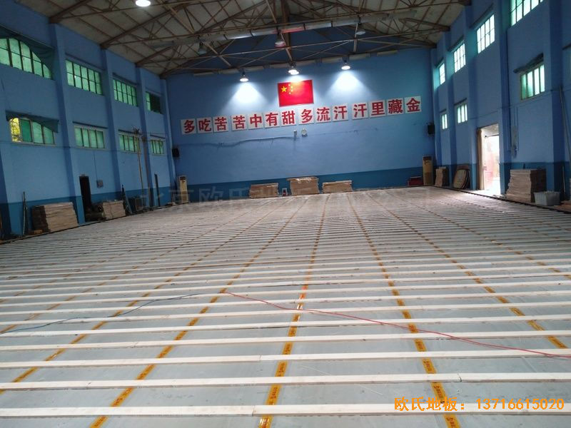 ������h���A·�w������ë���^�w���ذ尲�b����