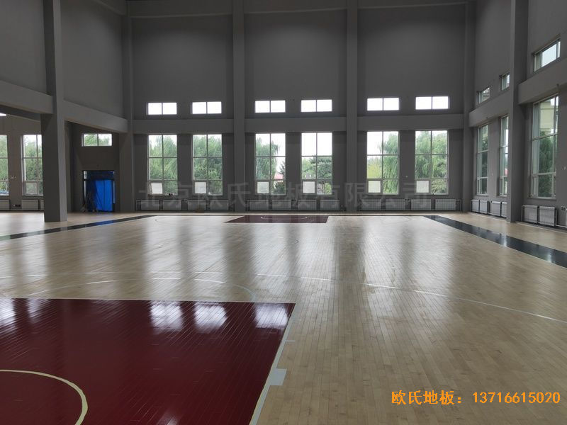 �|�����(y��ng)�ں�C(j��)��(ch��ng)�w���ذ尲�b����