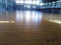 45度斜鋪龍骨體育地板要多少錢